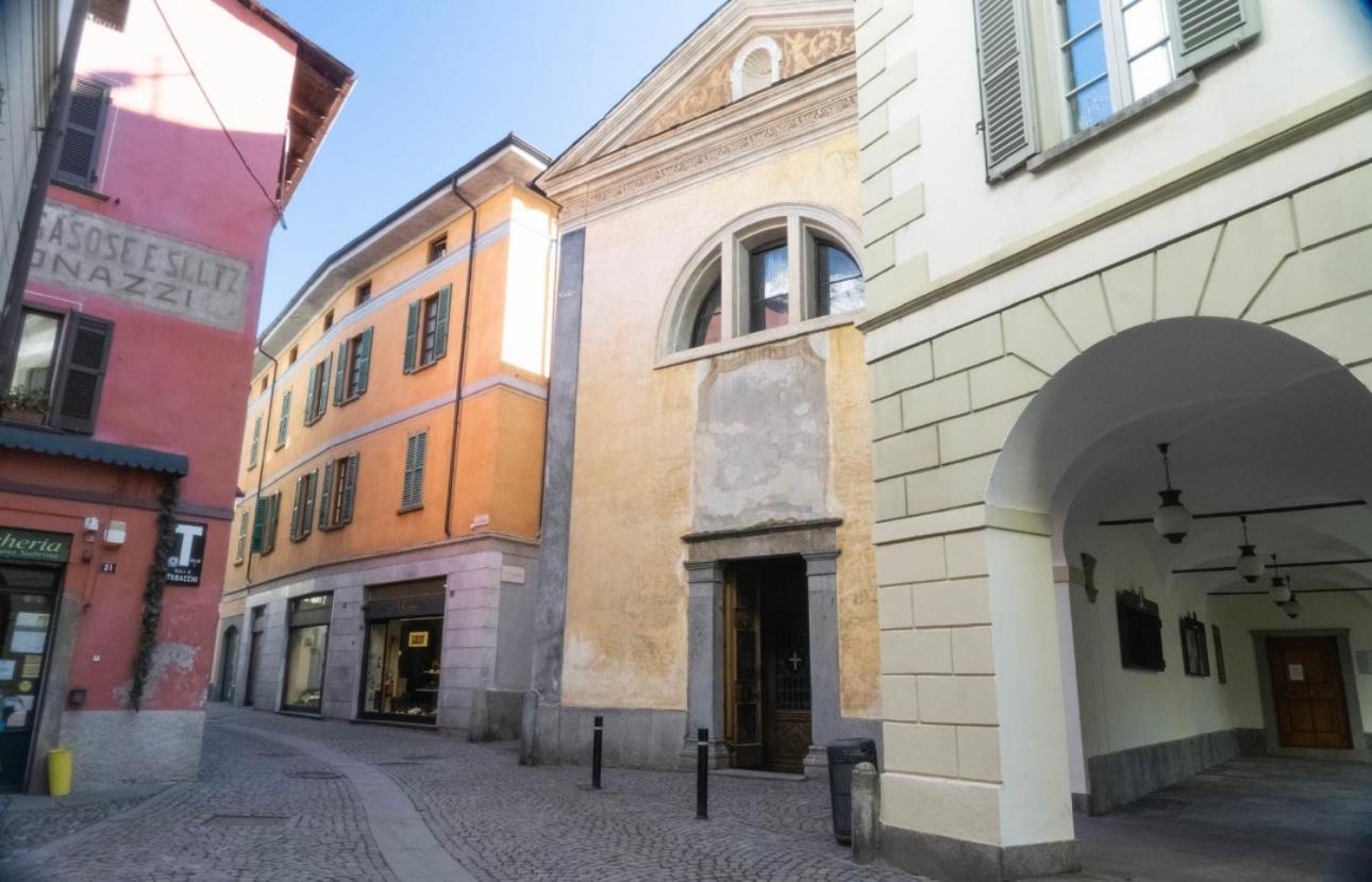 Ambra Apartment Tirano Exterior photo