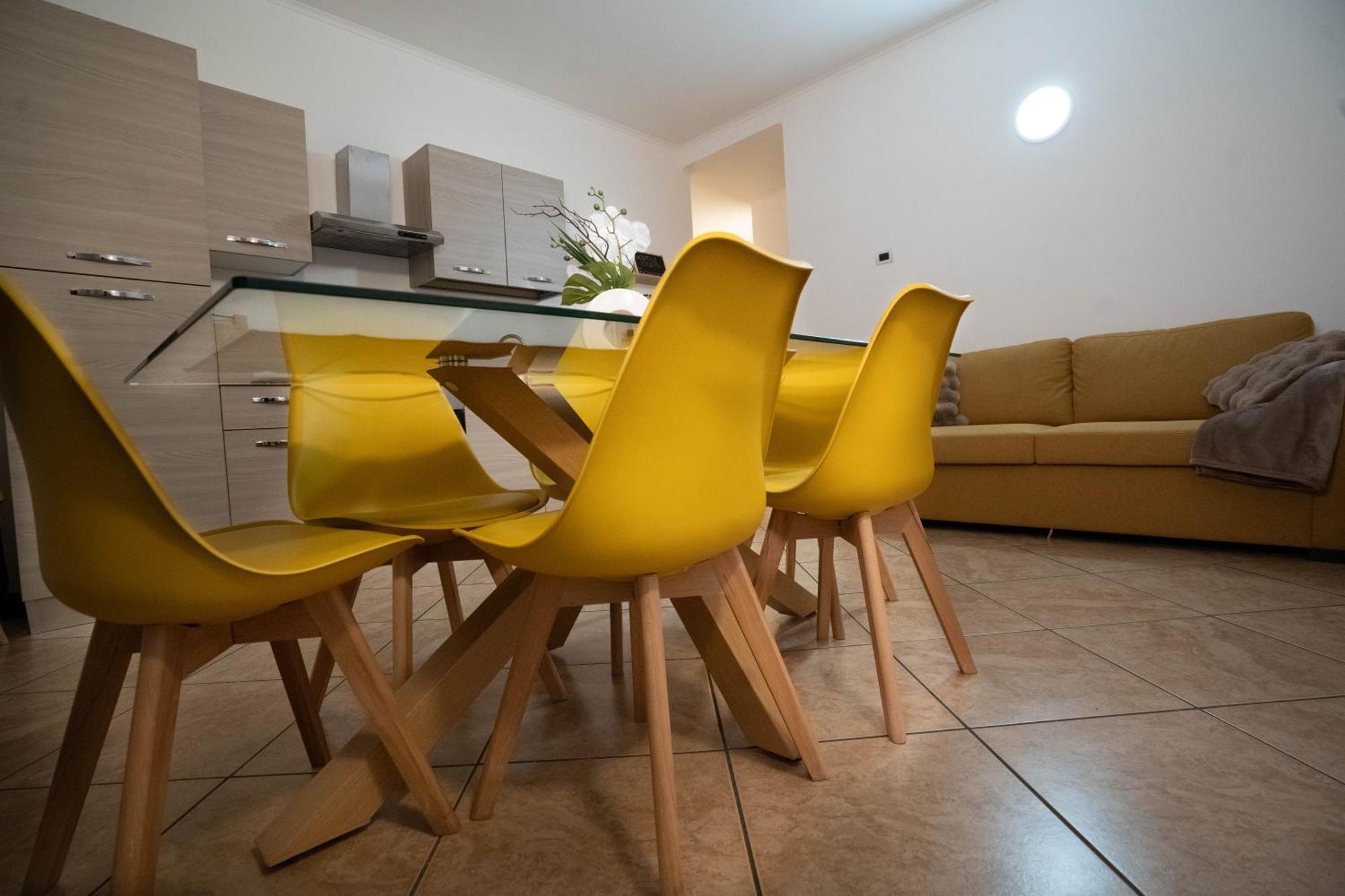 Ambra Apartment Tirano Exterior photo
